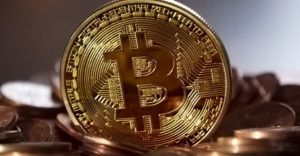Warren Buffett: Si Me Ofrecieran Todos los Bitcoins del Mundo por 25 Dólares, No los Aceptaría