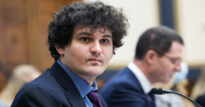 SBF Ha Sido Detenido por las Autoridades de Bahamas