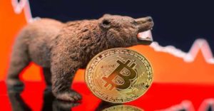 El Bitcoin (BTC) podría sufrir una corrección a corto plazo según los bajistas, podría bajar hasta los 22 mil dólares.