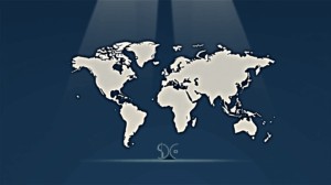 Ejecutivo cripto en escritorio de vidrio, mapa de Europa y símbolos del euro frente a USDT en conflicto por MiCA