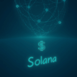 Solana desliza hacia abajo en una sala de trading, con logos de exchanges y una red de bots, iluminación azul verdosa.