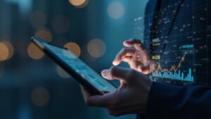 Analista financiero mirando una tableta con un panel de pagos digitales y criptomonedas, fondo urbano y símbolos de blockchain.