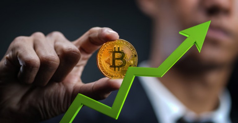 Bitcoin Continues To Enjoy Rise As Other Cryptocurrencies Drop