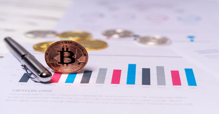 Is It Time to Buy Cryptocurrencies? This Is What the Experts Say!