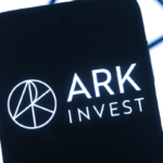 Cathie Wood's Ark Invest Dumps $75 Million Worth of Coinbase Stocks Amid SEC's Investigation