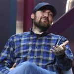 Charles Hoskinson Alerts on Control of Stablecoins by Industry 'Vampires'
