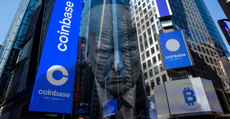 Coinbase Leads the New Crypto Era—Record Revenues and a Promising Future